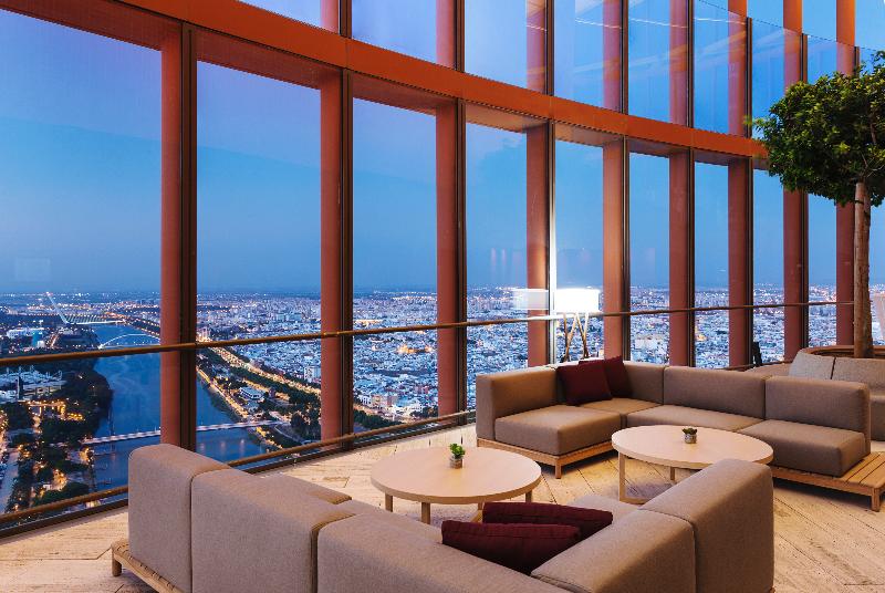 هتل Eurostars Torre Sevilla