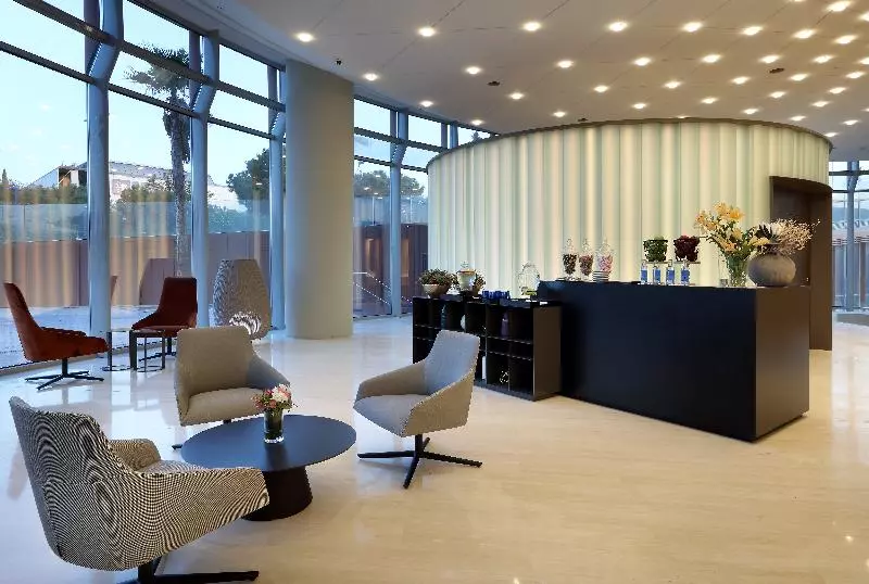 Hotelli Eurostars Torre Sevilla