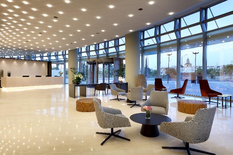 هتل Eurostars Torre Sevilla