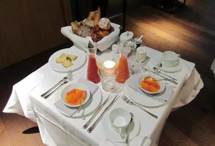 Hotelli Restaurant Hôtel L'arnsbourg