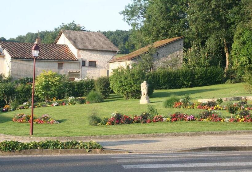 בית מלון כפרי Le Chardon