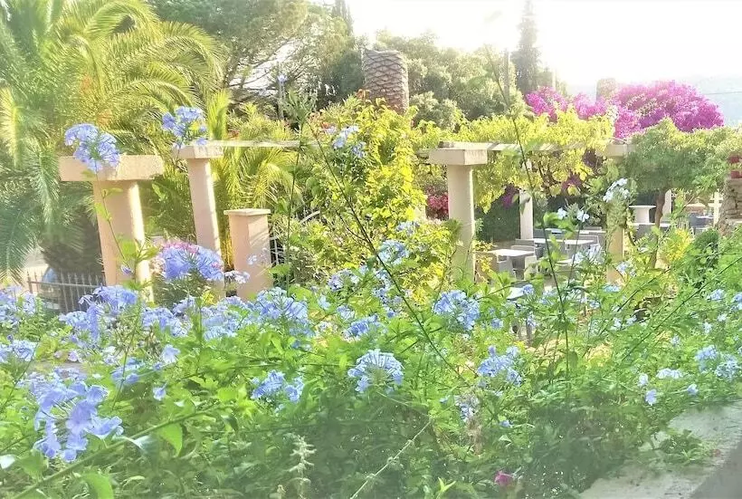 Hotelli Les Jardins De Bormes, Sauna & Jacuzzi