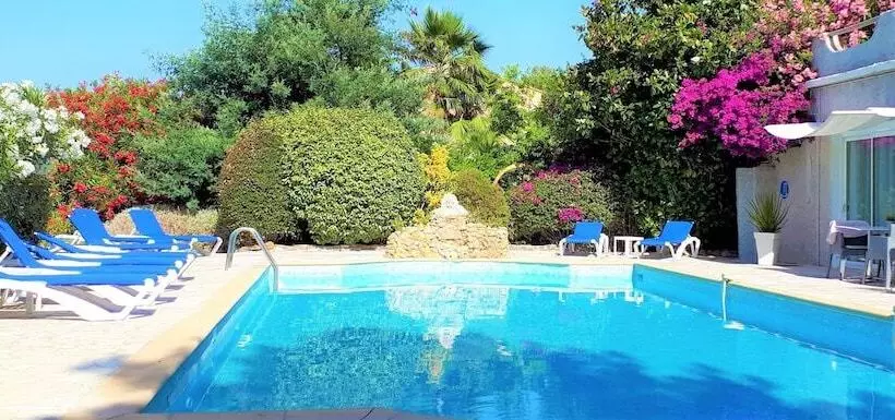 Hotelli Les Jardins De Bormes, Sauna & Jacuzzi