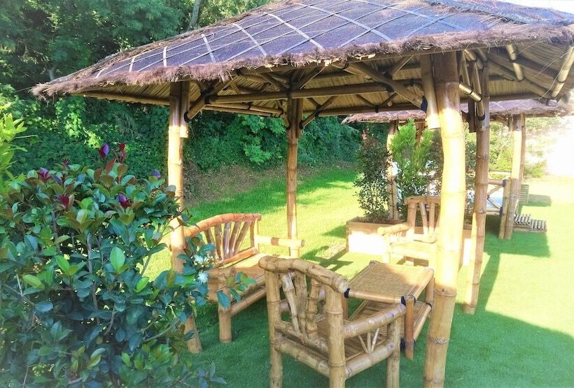 Отель Les Jardins De Bormes, Sauna & Jacuzzi