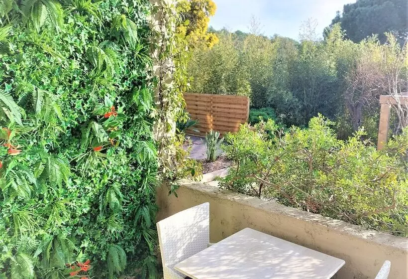 Hotelli Les Jardins De Bormes, Sauna & Jacuzzi