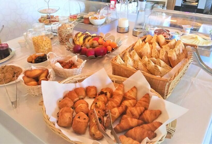 Отель Les Jardins De Bormes, Sauna & Jacuzzi