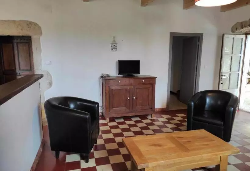 ホテル Logis Hôtel Restaurant Gîte La Bastide Du Vébron
