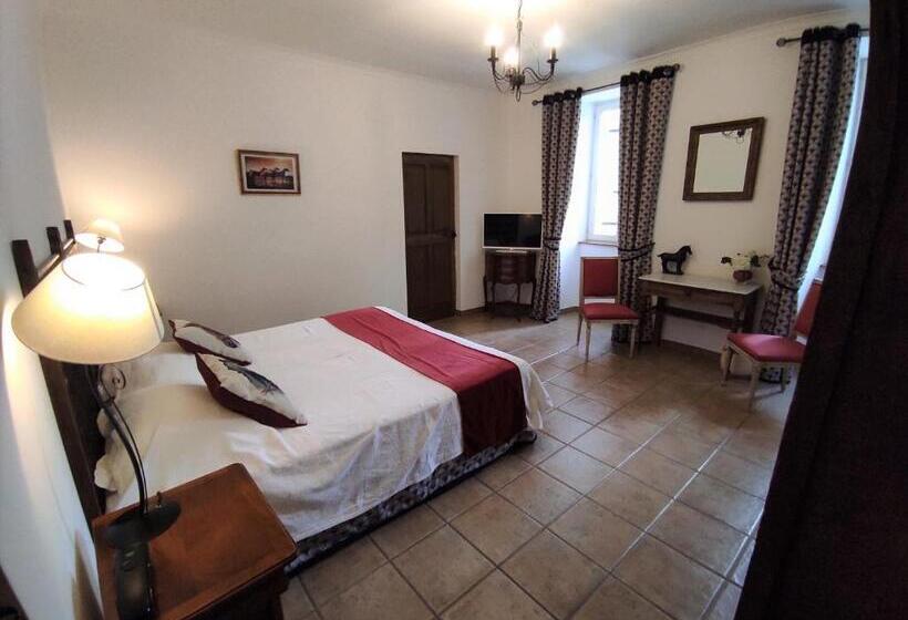 בית מלון כפרי Logis Hôtel Restaurant Gîte La Bastide Du Vébron