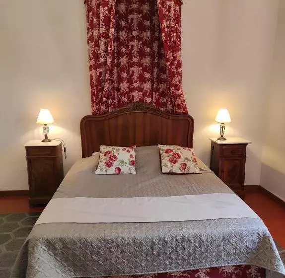 ホテル Logis Hôtel Restaurant Gîte La Bastide Du Vébron