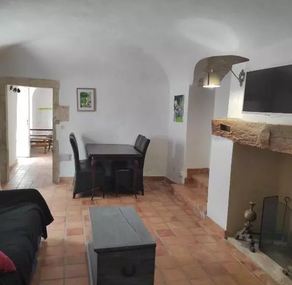 ホテル Logis Hôtel Restaurant Gîte La Bastide Du Vébron