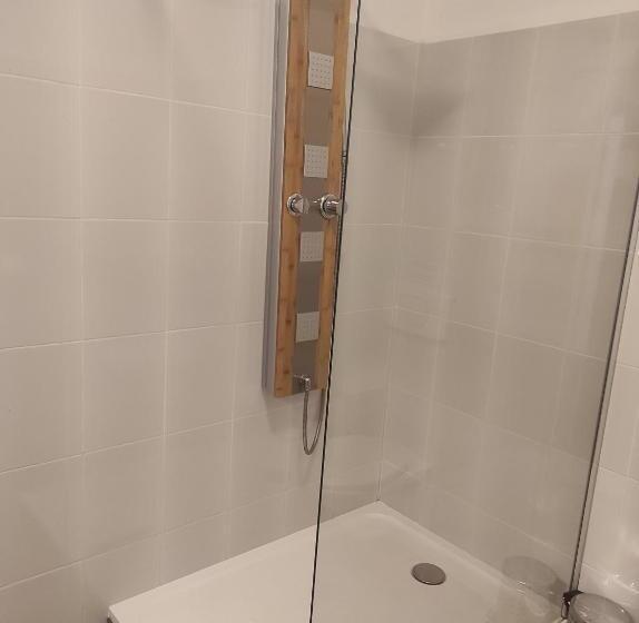 בית מלון כפרי Logis Hôtel Restaurant Gîte La Bastide Du Vébron