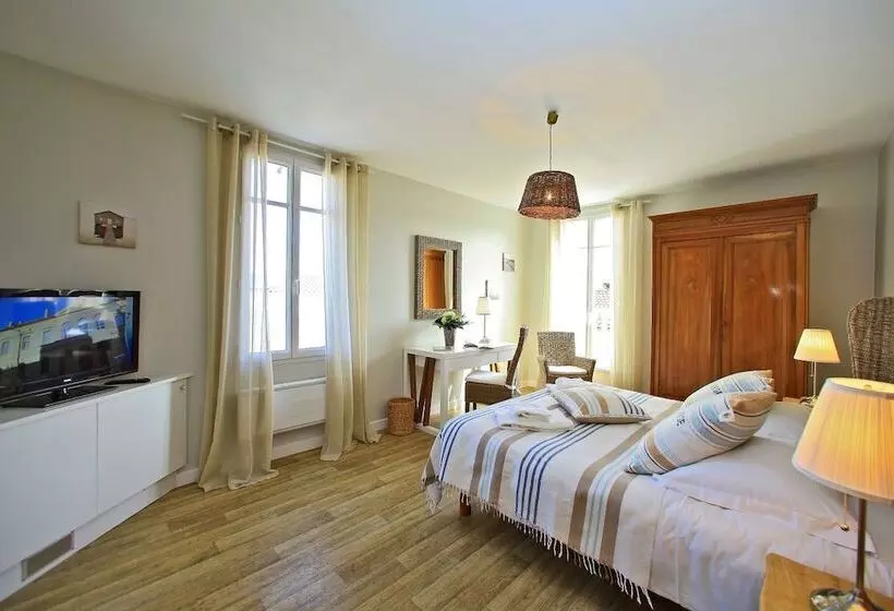 هتل Logis Hôtel La Chaize