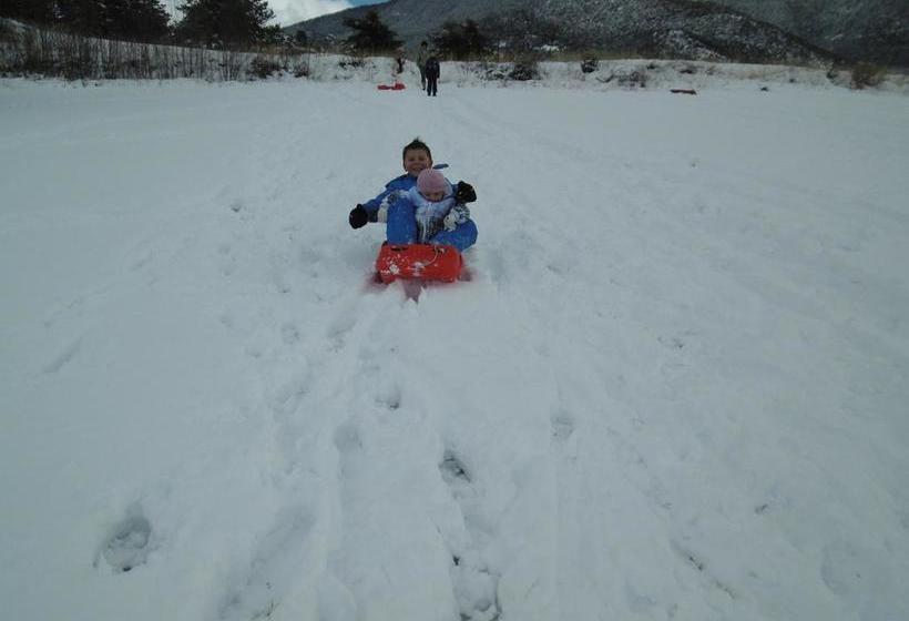 בית מלון כפרי Les Barnieres