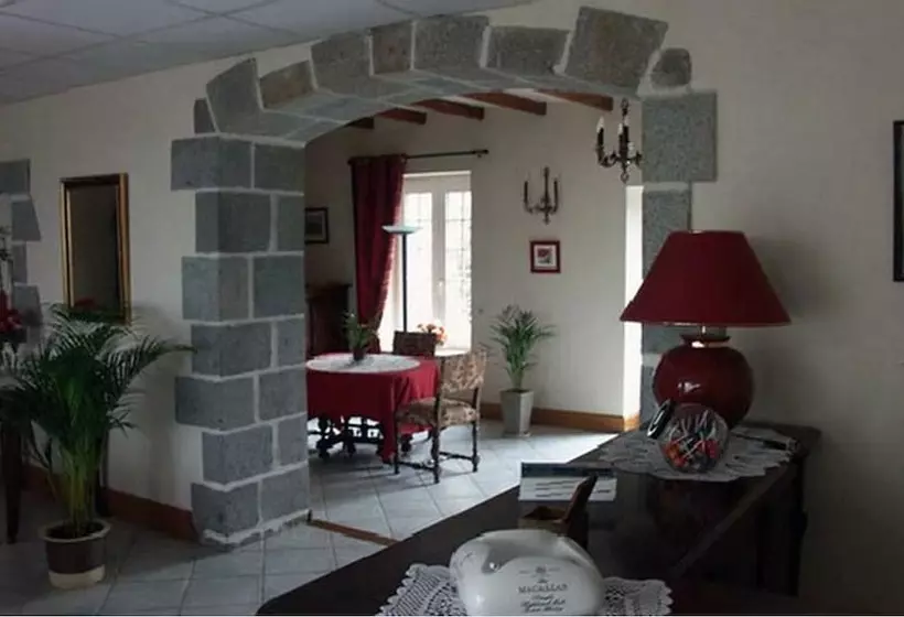 ベッドアンドブレックファースト Chambres D'hôtes La Bégaudière