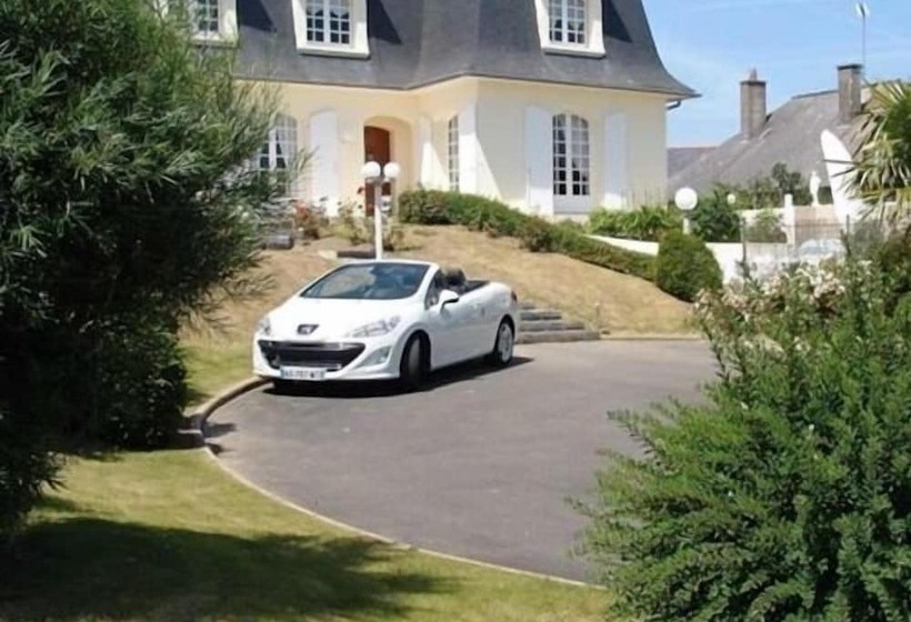 Aamiaismajoitus (B&B) Chambres D'hôtes La Mansardière