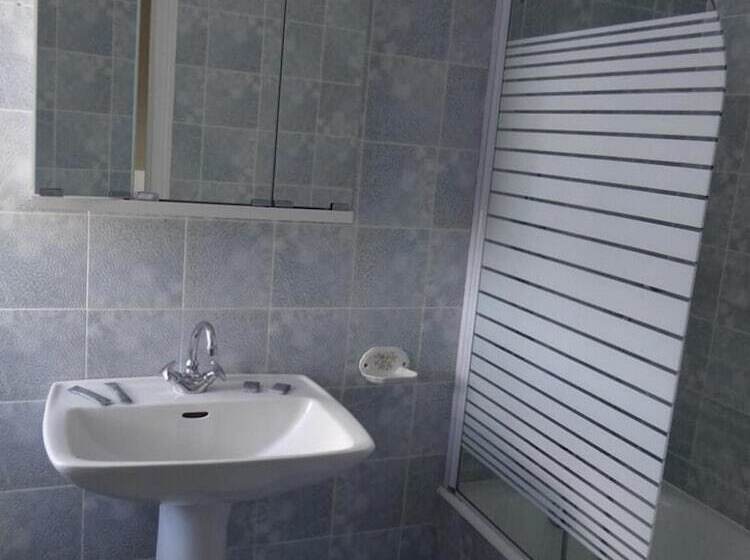 Aamiaismajoitus (B&B) Chambres D'hôtes La Mansardière