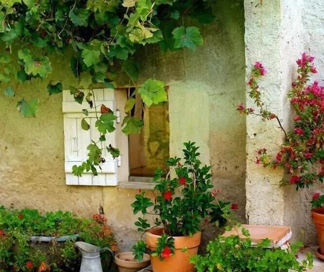 تختخواب و صبحانه Chateau Le Baudou