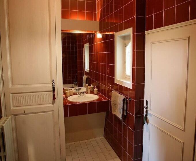 مبيت وإفطار Chateau Le Baudou