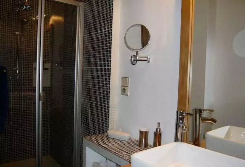 تختخواب و صبحانه Chateau Le Baudou