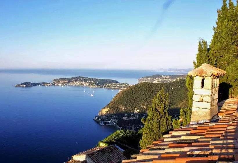 Aamiaismajoitus (B&B) La Suite Du Village D'eze