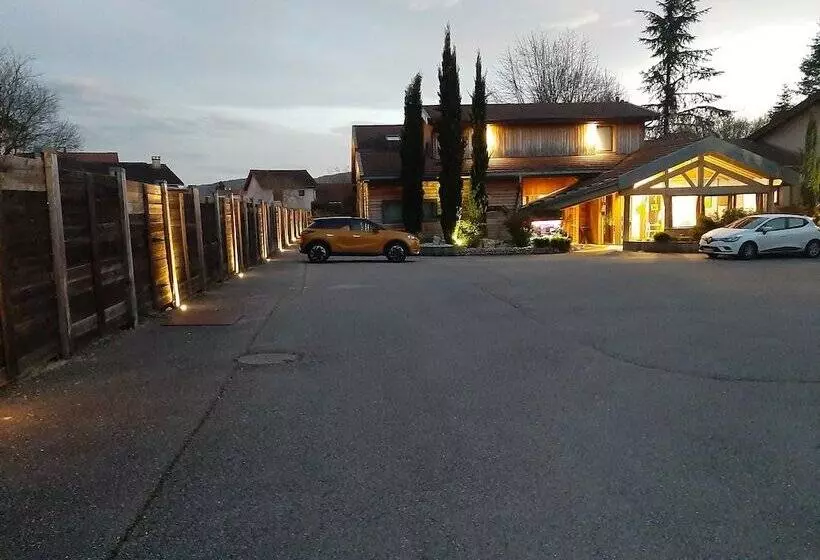 Aamiaismajoitus (B&B) Le Clos Du Bois Joli