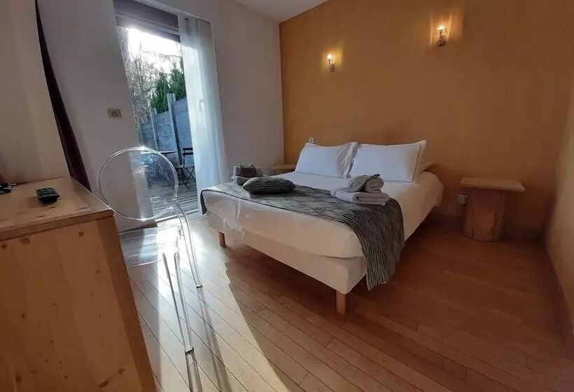Aamiaismajoitus (B&B) Le Clos Du Bois Joli