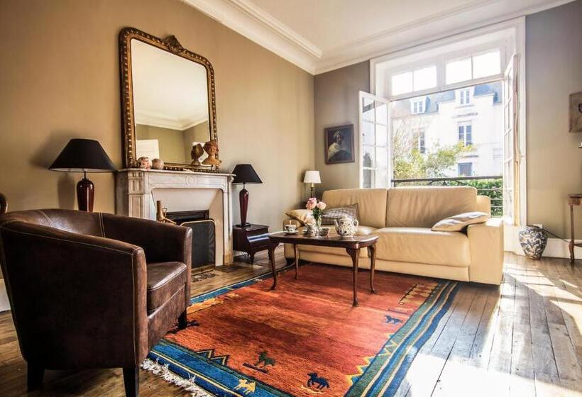 Bed and Breakfast Villa Athanaze