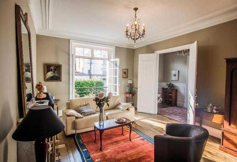 Bed and Breakfast Villa Athanaze