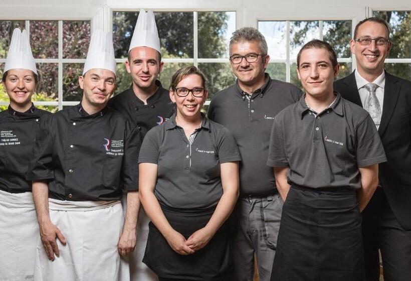 فندق Auberge Du Grand Chene