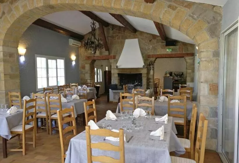 ホテル Auberge Du Grand Chene