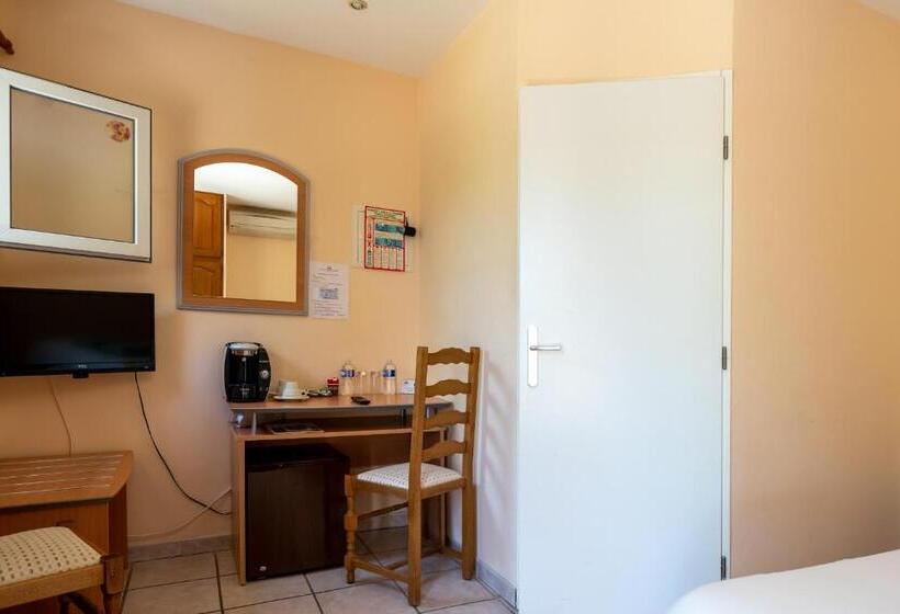 فندق Auberge Du Grand Chene