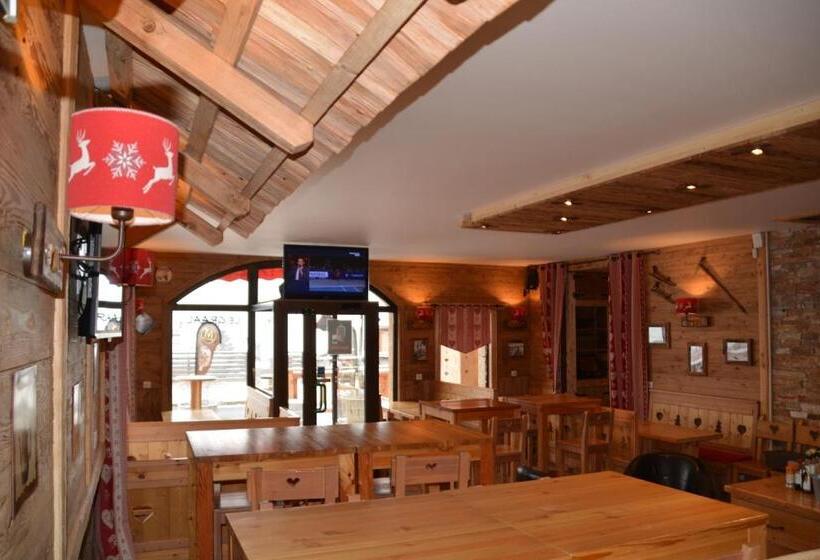 هتل Hôtel Alpis Cottia