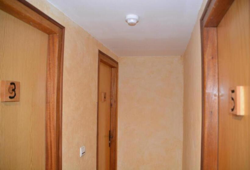 هتل Hôtel Alpis Cottia