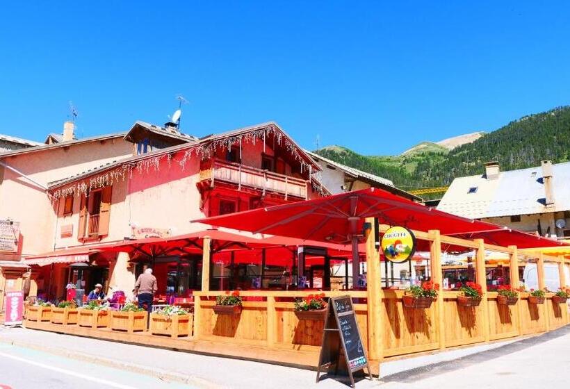 هتل Hôtel Alpis Cottia