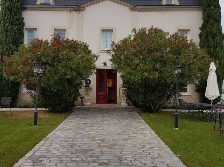 Отель Hôtel De Margaux