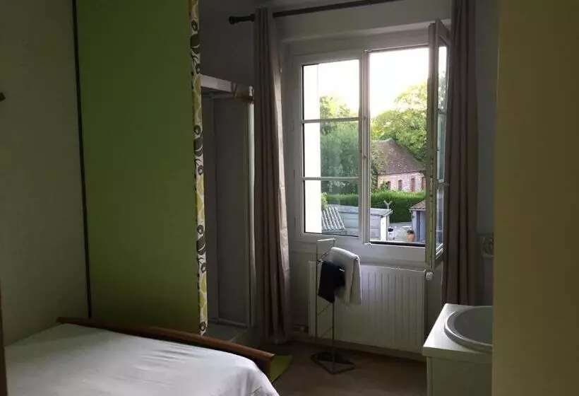 ホテル Hôtel Du Cygne