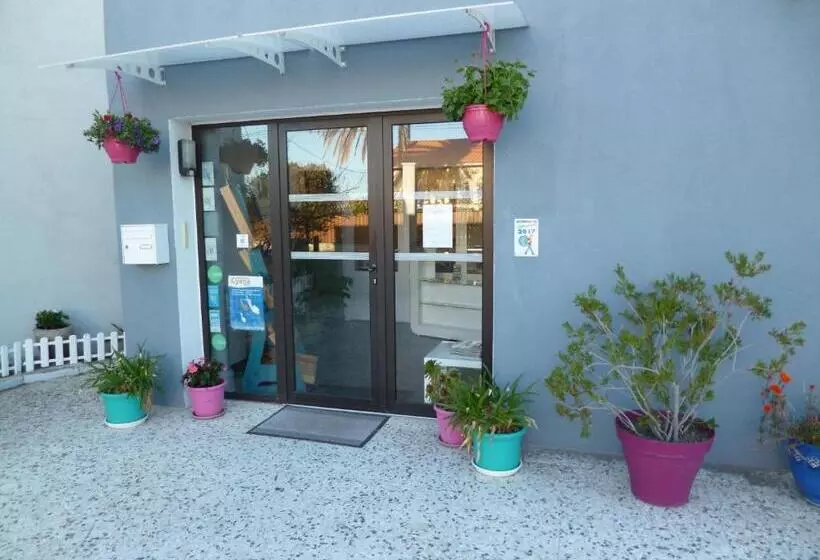 ホテル Hôtel Le Calypso
