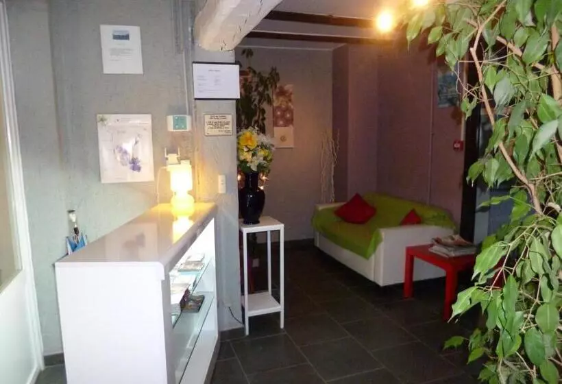 ホテル Hôtel Le Calypso