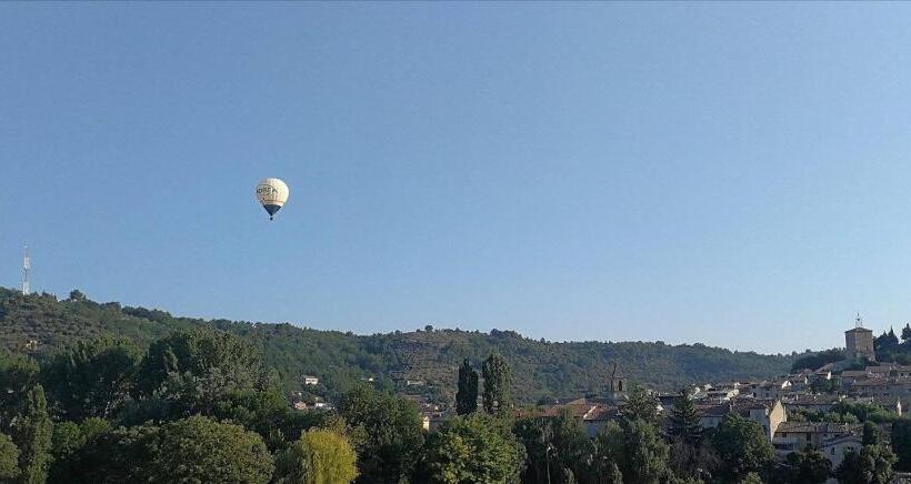 酒店 Hôtel Les Deux Lions