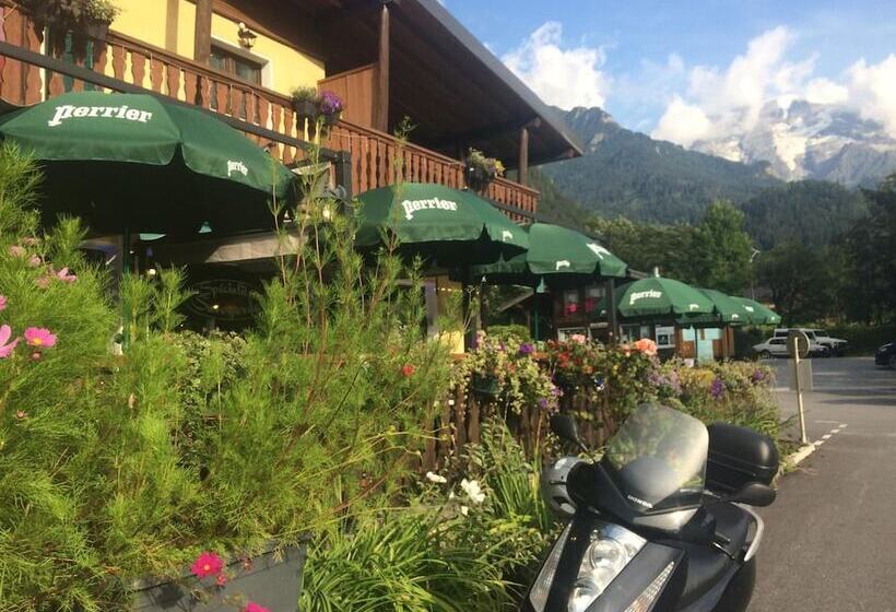 فندق Hôtel Les Dômes De Miage