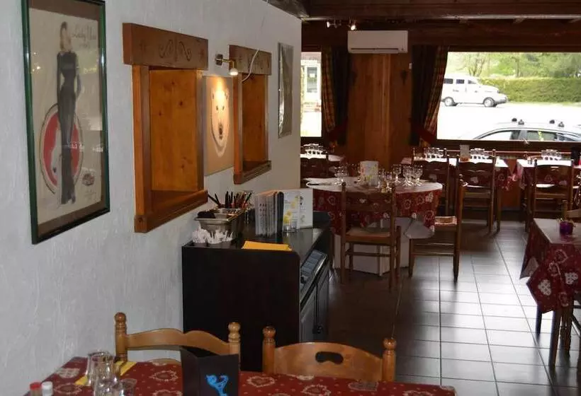 هتل Hôtel Les Dômes De Miage