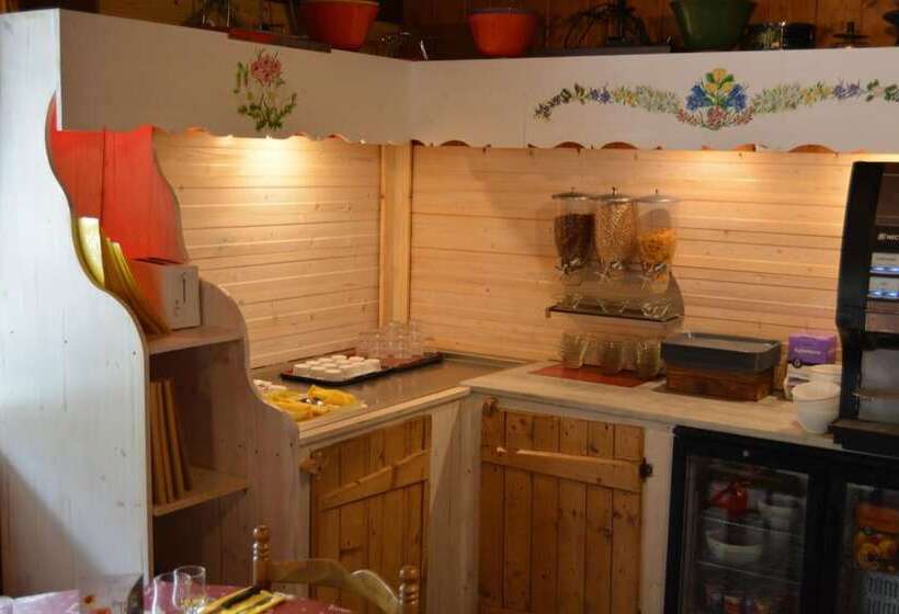 فندق Hôtel Les Dômes De Miage