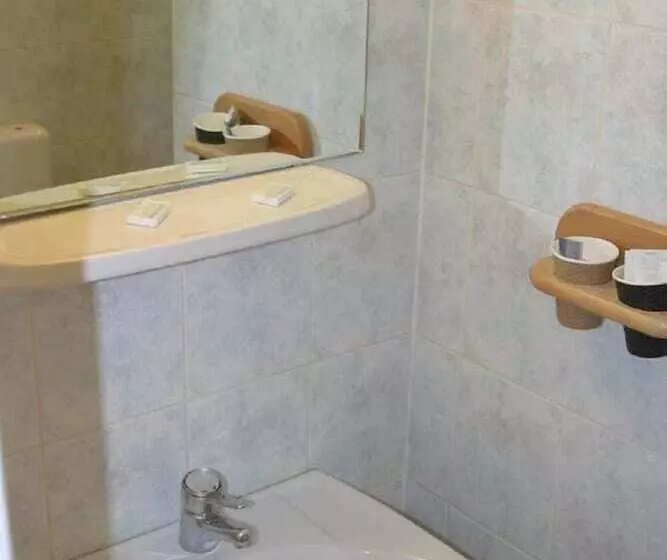 هتل Hôtel Les Dômes De Miage