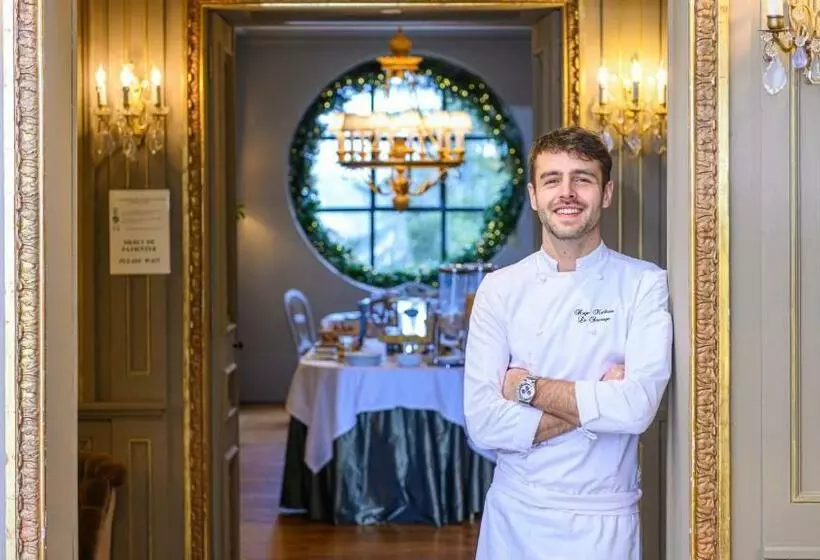 هتل Hôtel Restaurant Spa Le Sauvage