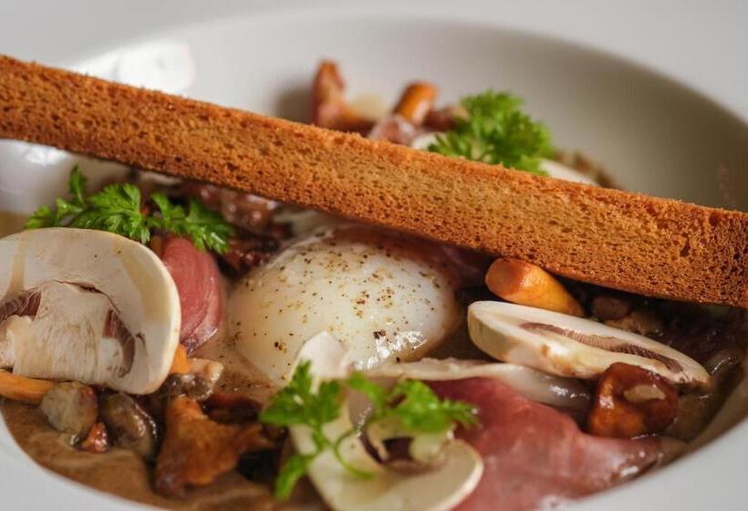 酒店 Hôtel Restaurant Spa Le Sauvage