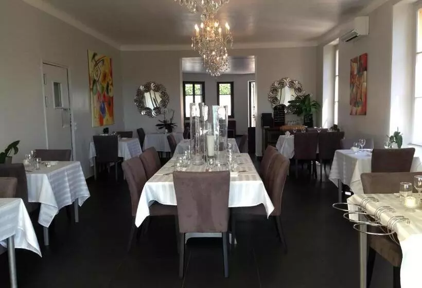 ホテル La Cigale
