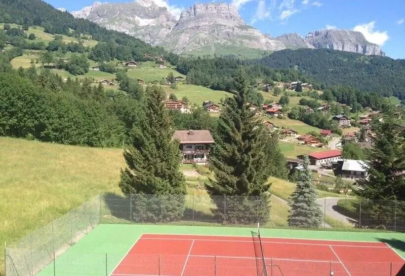 Hotelli Le Chamois D'or