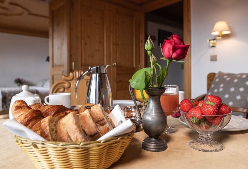 Отель Le Chamois D'or