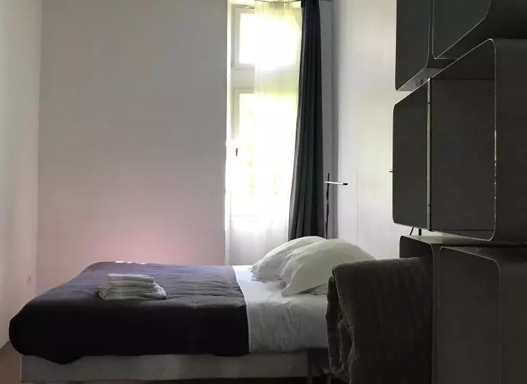 B&b Bloc G