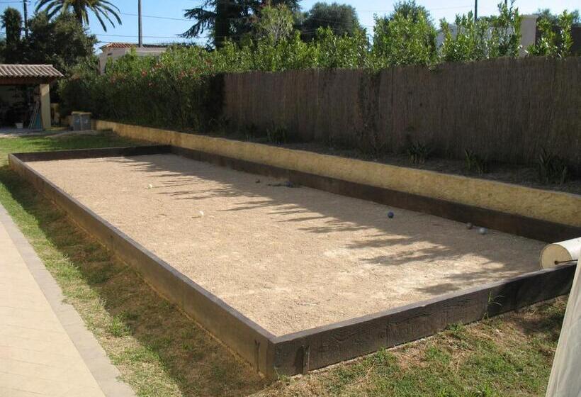 Nocleg ze śniadaniem Chambre D Hôtes La Bastide Des Eucalyptus